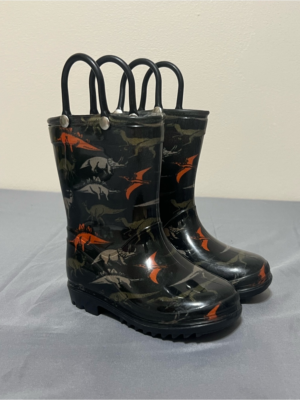 Capelli New York Toddler Rain Boots Size 7 Red Camo Dinosaur Rubber Handles